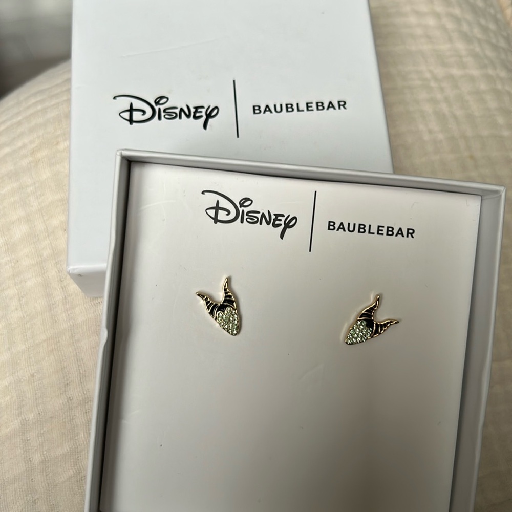 👻Disney x Baublebar Maleficent  Stud Earrings